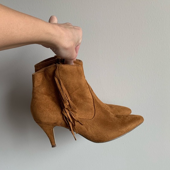 Lulu’s Suade Fringe Ankle Booties - Tan - Picture 7 of 12